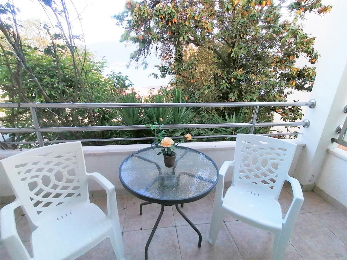 Apartments Villa Kukoljac Herceg Novi Buitenkant foto